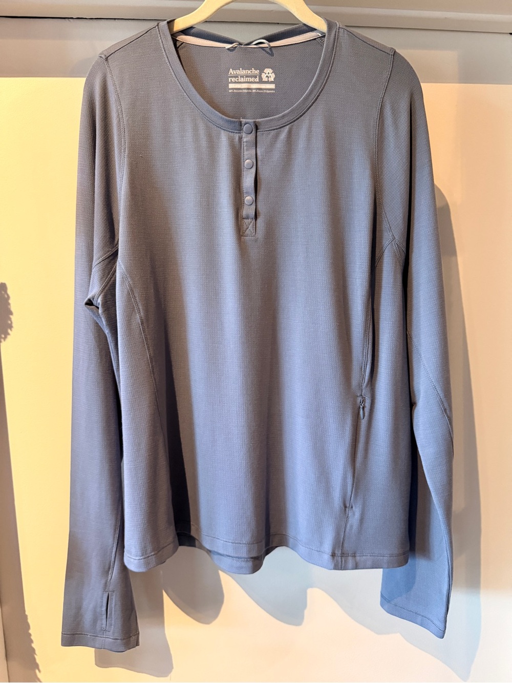 Avalanche Reclaimed Women’s Long Sleeved Shirt NWT Size XXL